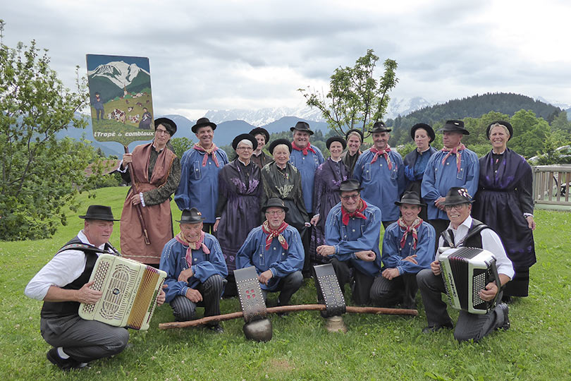 costumes haute savoie folklore