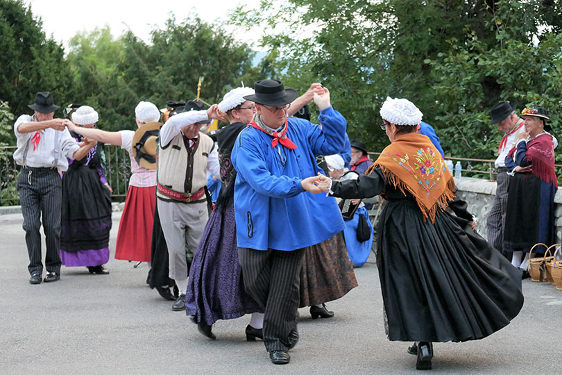 danses musiques chants fokloriques Sabaudia